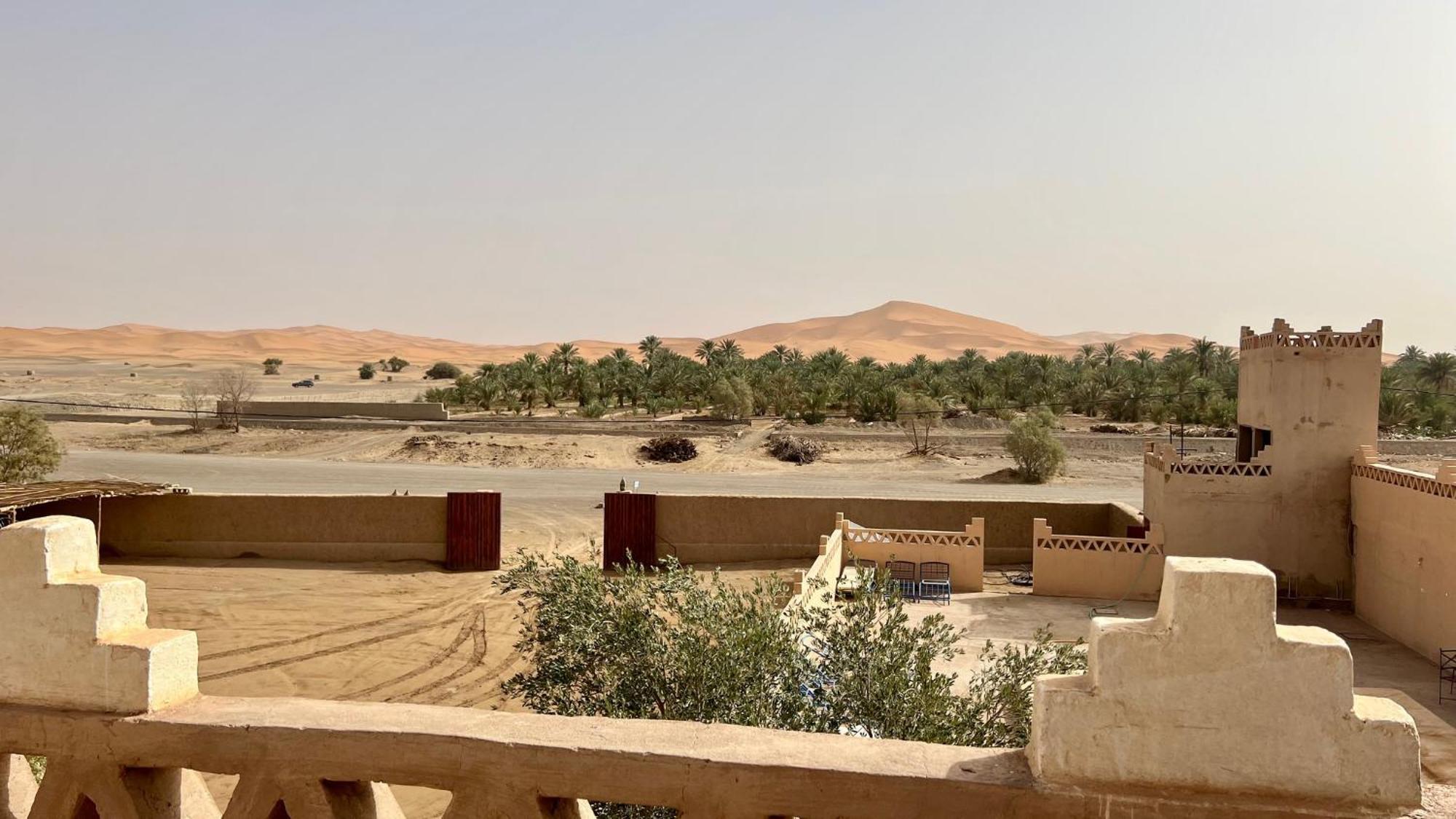 Hotel Riad Oasis Merzouga Exterior foto
