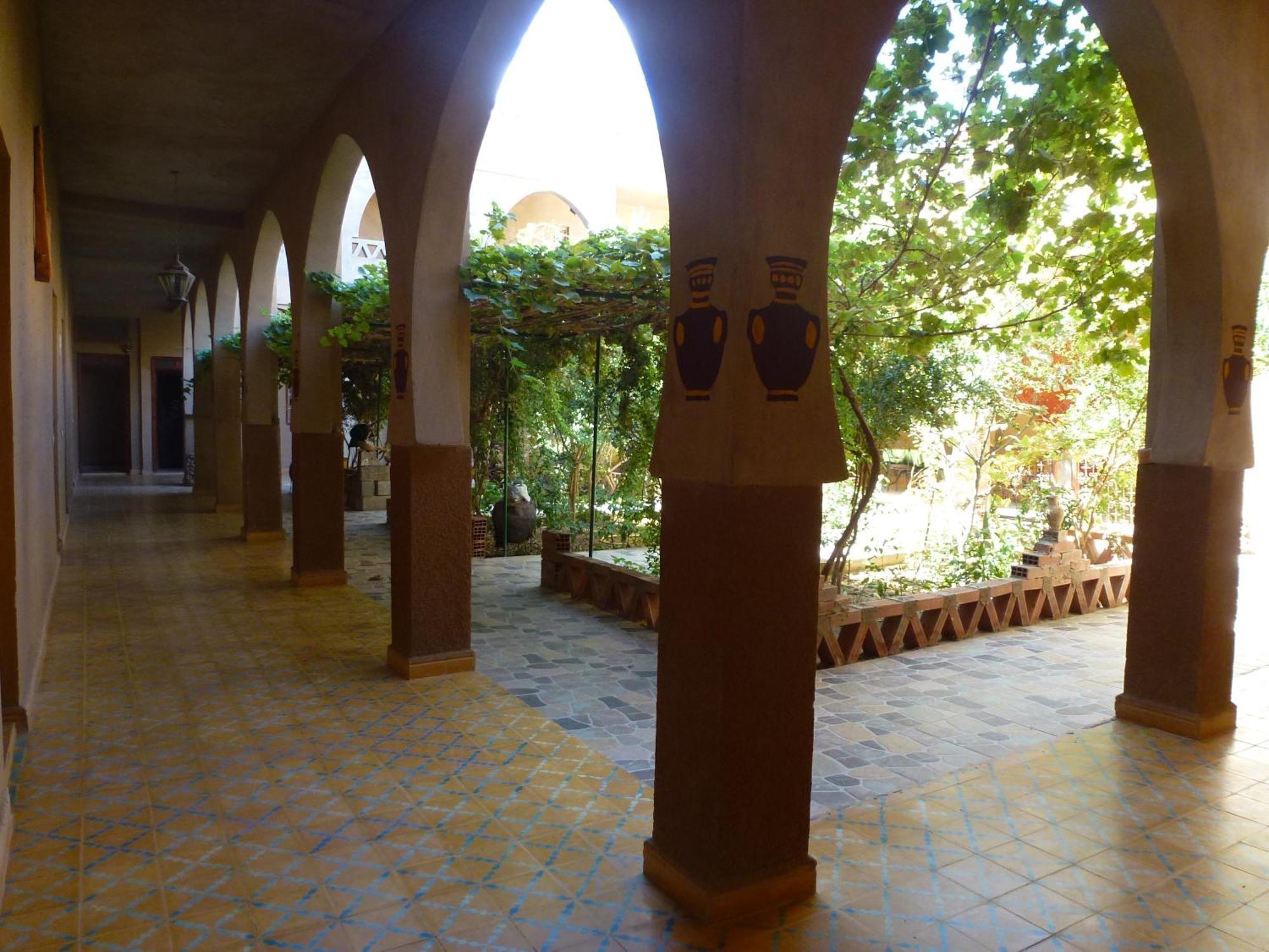 Hotel Riad Oasis Merzouga Exterior foto